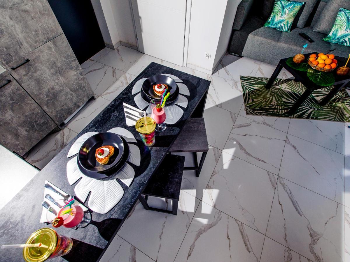 Temple Luxury Resort Rewal Kültér fotó